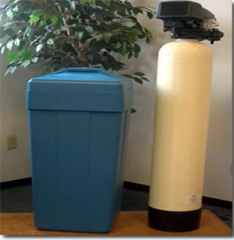 460i water softener featuring a cream resin tank and a large blue square brine tank for home use.
