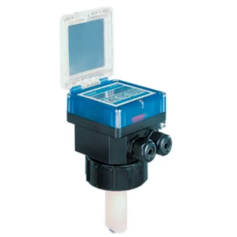 Insertion flow sensor Bürkert 8025: Options include AC, DC, or battery power, plus alarm relays for flow and chemical control. (Character Count: 110)