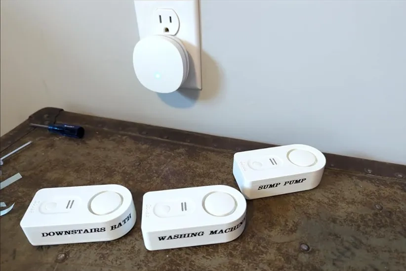 Connecting to smart home systems such as Google Home and Alexa and being compatible with them, is one of the advantages of Govee WiFi Water Leak Detector.