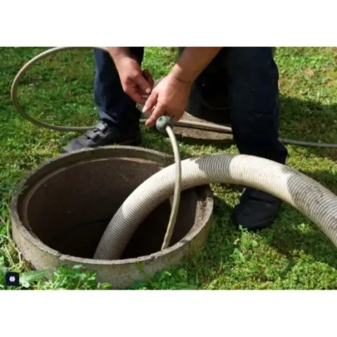 Express Wastewater Solutions logo, Southeast Queensland expert for septic tank pump outs and servicing.
