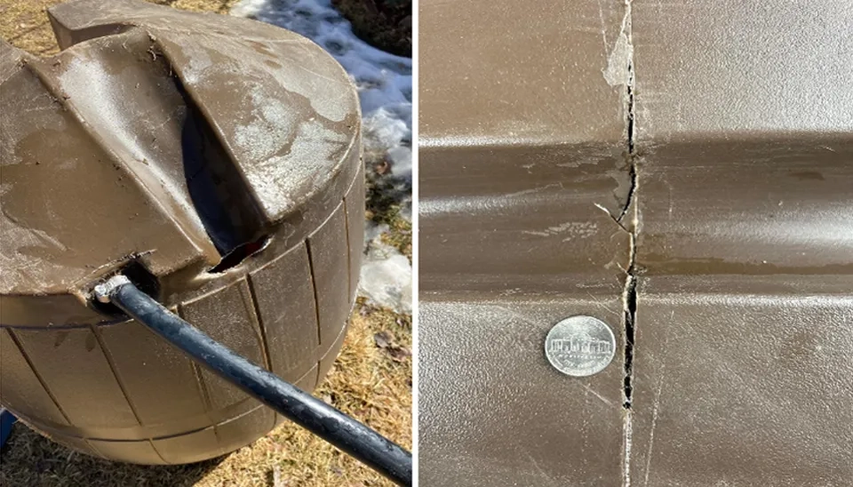 FCMP Outdoor RC4000 Rain Barrel  A huge split appeared at the bottom  the barrel broke and became useless