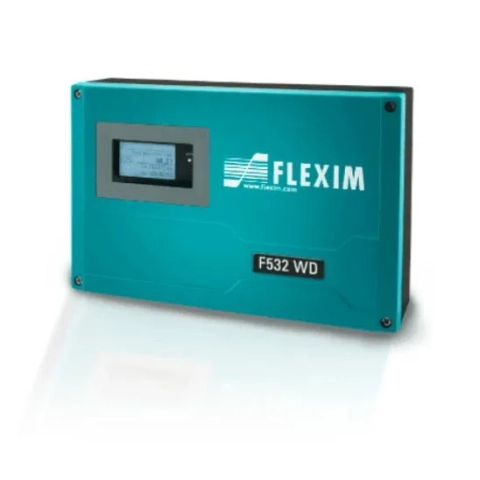 FLUXUS F532 WD flow and temperature meter with IP68 transducers for drinking water network monitoring. (Character Count: 114)