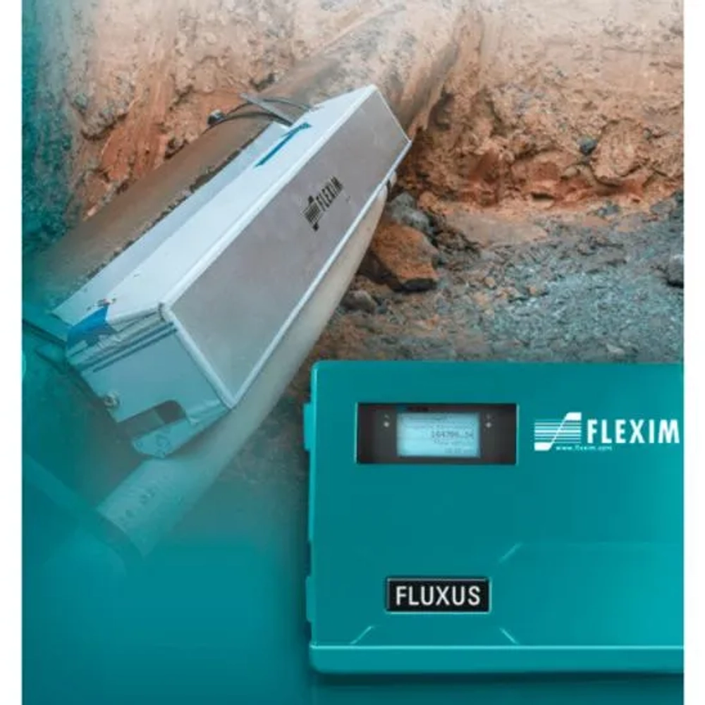 FLUXUS WD clamp-on ultrasonic flow meter for water industry applications and minimum night flow detection. (Character Count: 122)