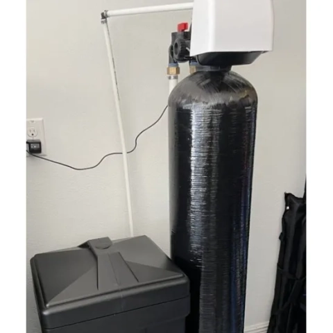 Holloway's Water Treatment single-tank city water softener with a high-efficiency digital control head