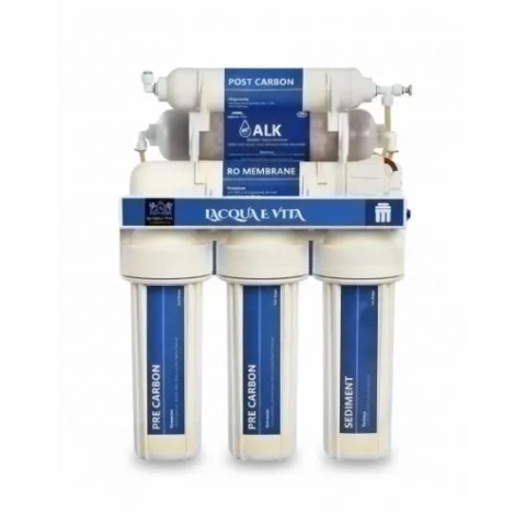 Undersink Lacqua e Vita RO system showing sediment, carbon, membrane, and ALK stages for water purification.