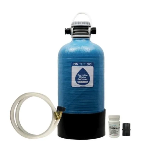 Blue portable water softening system by ON THE GO with hose and regeneration salts.