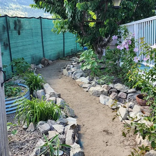 One user shared a picture of their garden, appreciating the DIG tubing’s performance and effectiveness