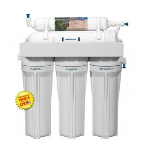 Undersink Reverse Osmosis unit with three filter housings and a horizontal membrane element.