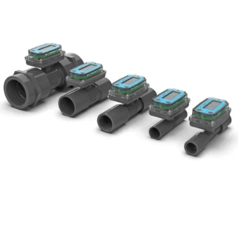FLOMEC TM Water Meter for accurate flow rate measurement (4 to 3000 litres/minute), fitting Schedule 80 PVC. (Character Count: 108)