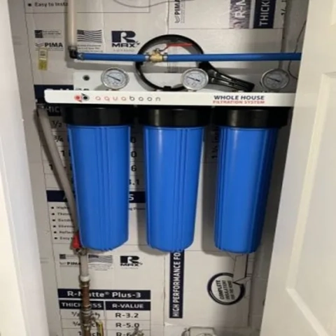 WaterMARK Safewatch Custom water softener with digital display, designed for high-efficiency, salt-saving, on-demand regeneration.